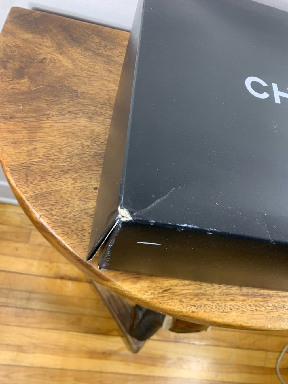 Large Authentic Chanel présentation box - Picture 3 of 9